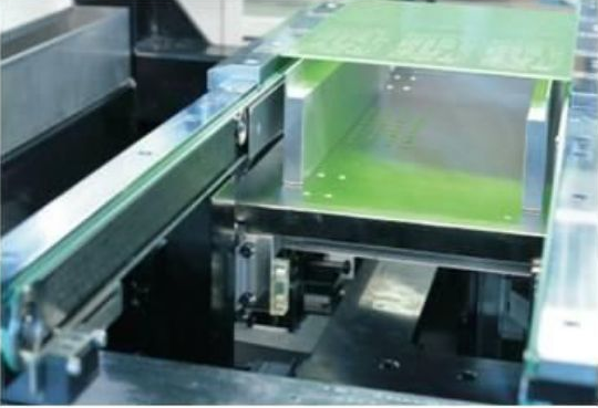 全自動(dòng)視覺(jué)印刷機(jī)(圖3)