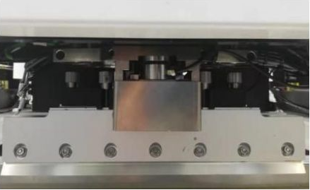 全自動(dòng)視覺(jué)印刷機(jī)(圖8)